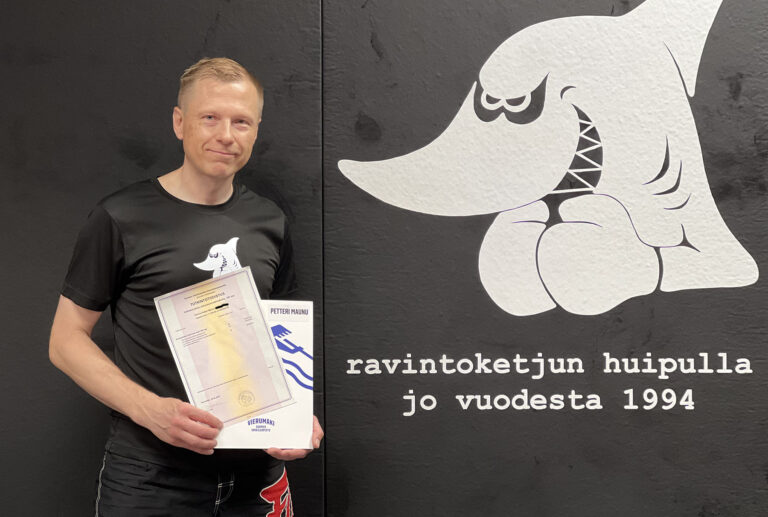 Read more about the article Petteri Maunu suoritti valmennuksen erikoisammattitutkinnon